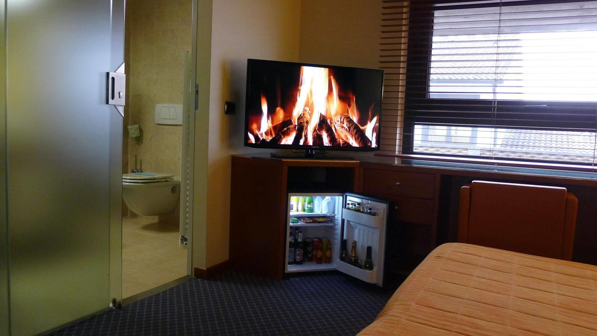 Hotel Motel K Casei Gerola Bagian luar foto