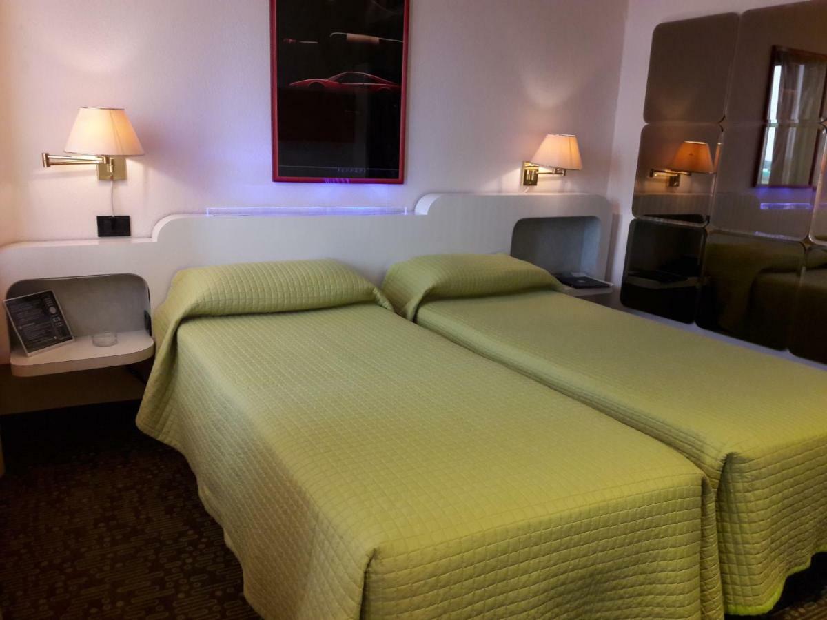 Hotel Motel K Casei Gerola Bagian luar foto